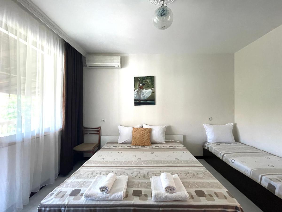 Hotel Zoia Chernomorets Exterior foto